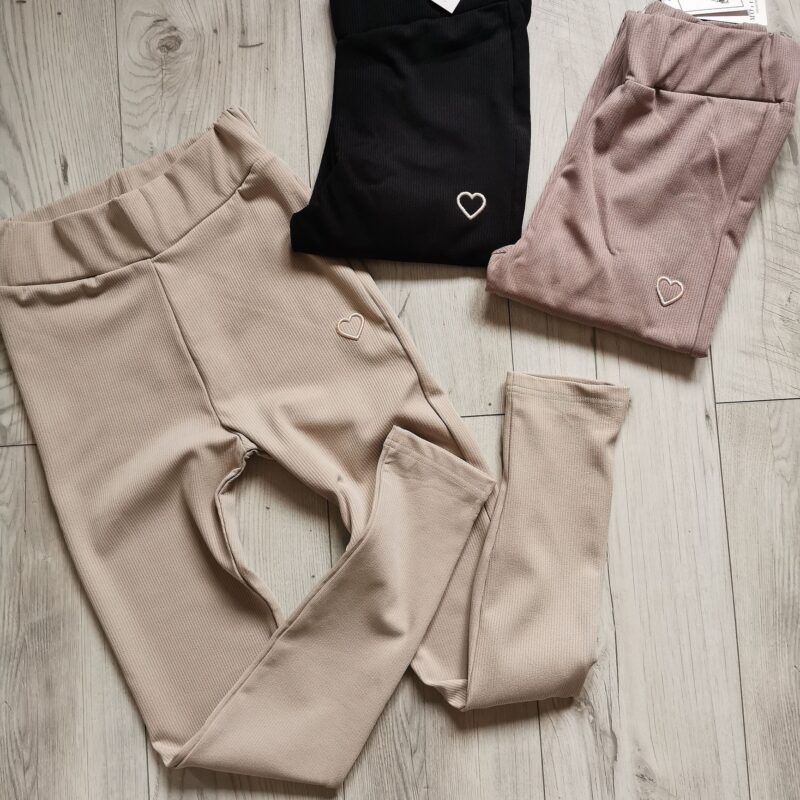 Legginsy z prążka MOTION serduszko