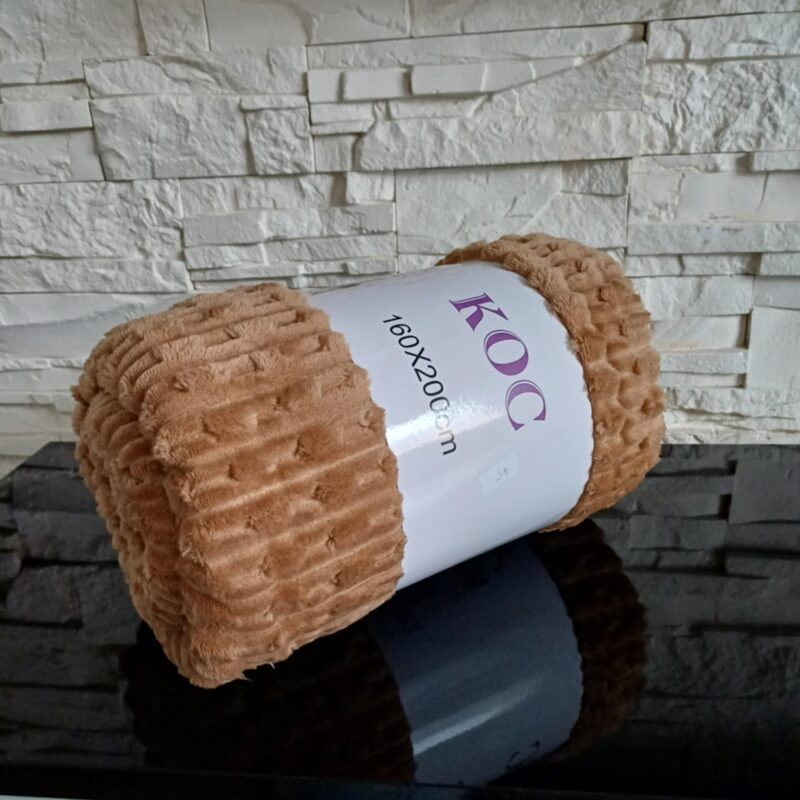 Super ciepły i milutki Kocyk 160/200cm BRĄZOWY