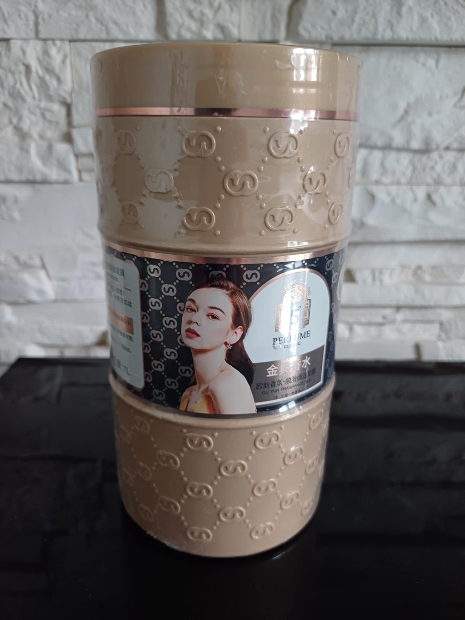 Koreańska perfumowana maska do włosów HIT! 1 LITR