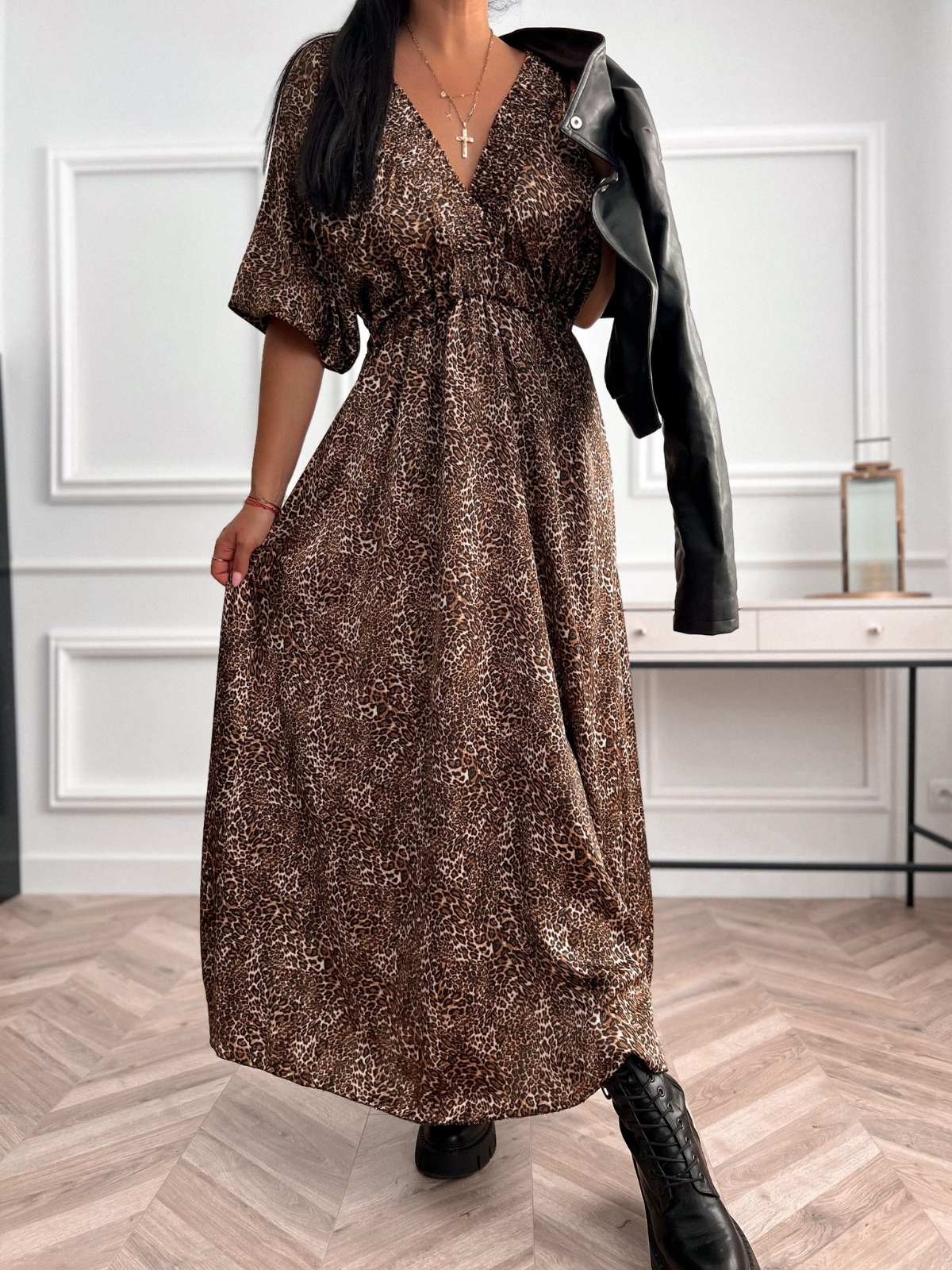 Długa sukienka wiskozowa Zwierzęcy print - Image 3