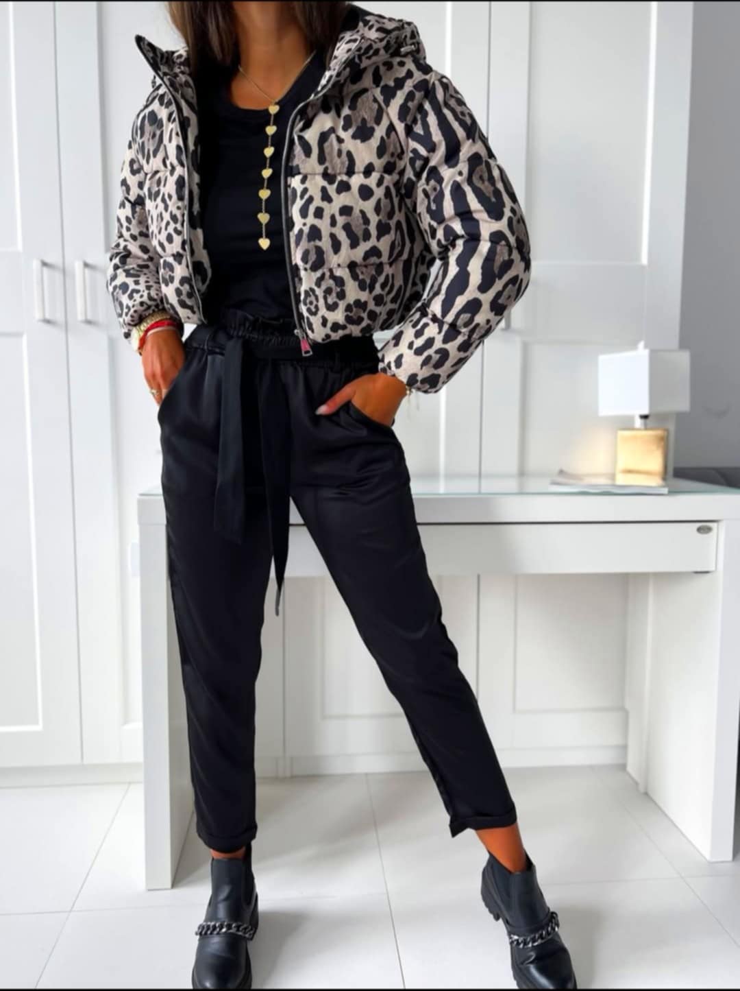 Krótka kurtka Bomberka w panterkę HIT!!! - Image 2