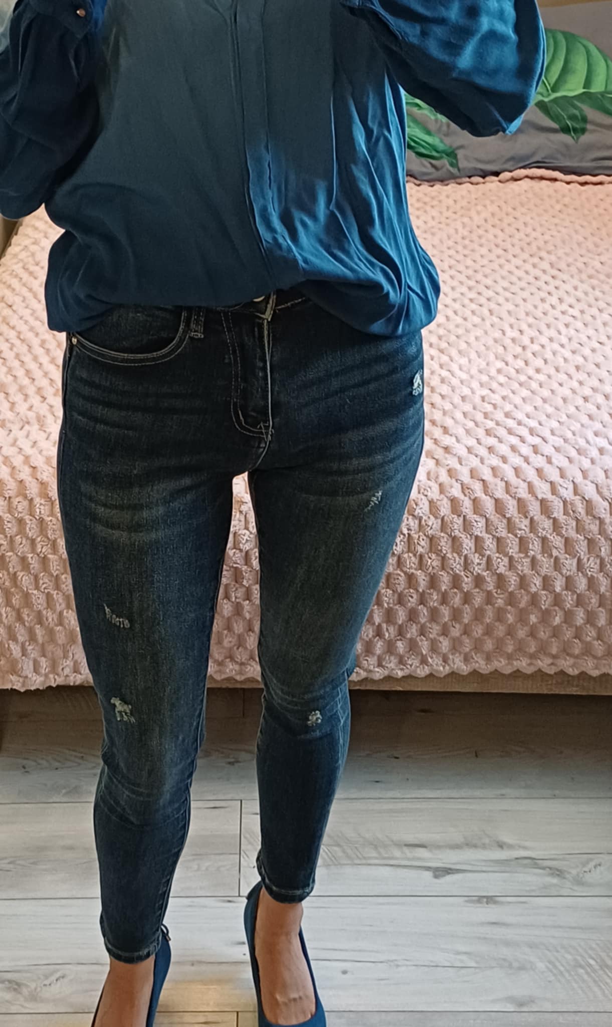 Spodnie jeansowe Rurki z przetarciami M'Sara - Image 3