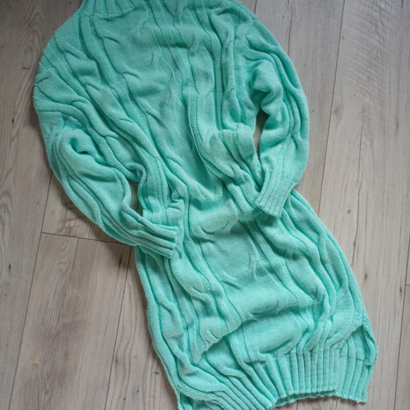 Długa sukienka / tunika z golfem