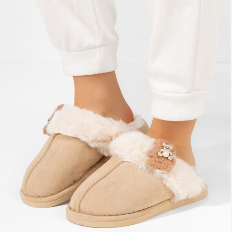 Damskie futrzane kapcie z Misiem w cyrkoniach