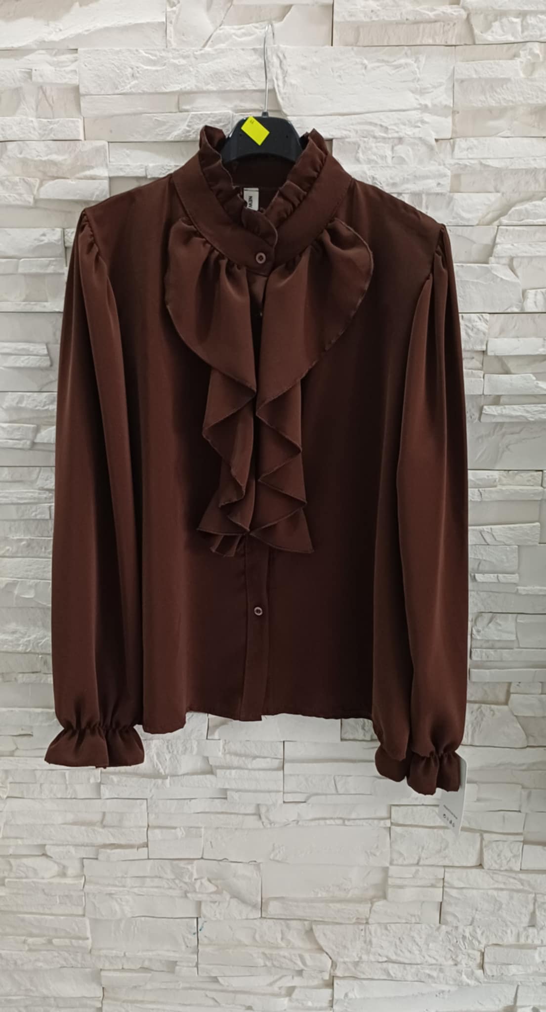 Elegancka koszula z żabotem - Image 3