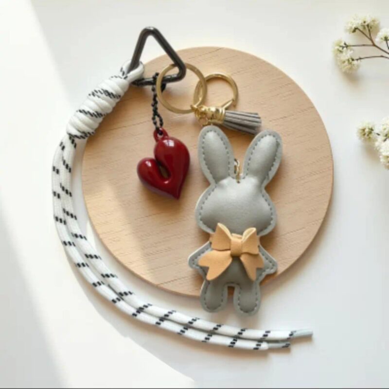 Duży Brelok zawieszka do torebki kluczy KRÓLICZEK