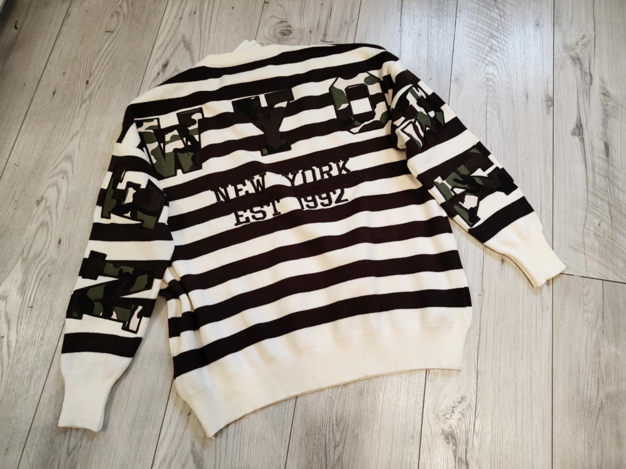 Mięciutki sweter w paski NEW YORK - Image 5