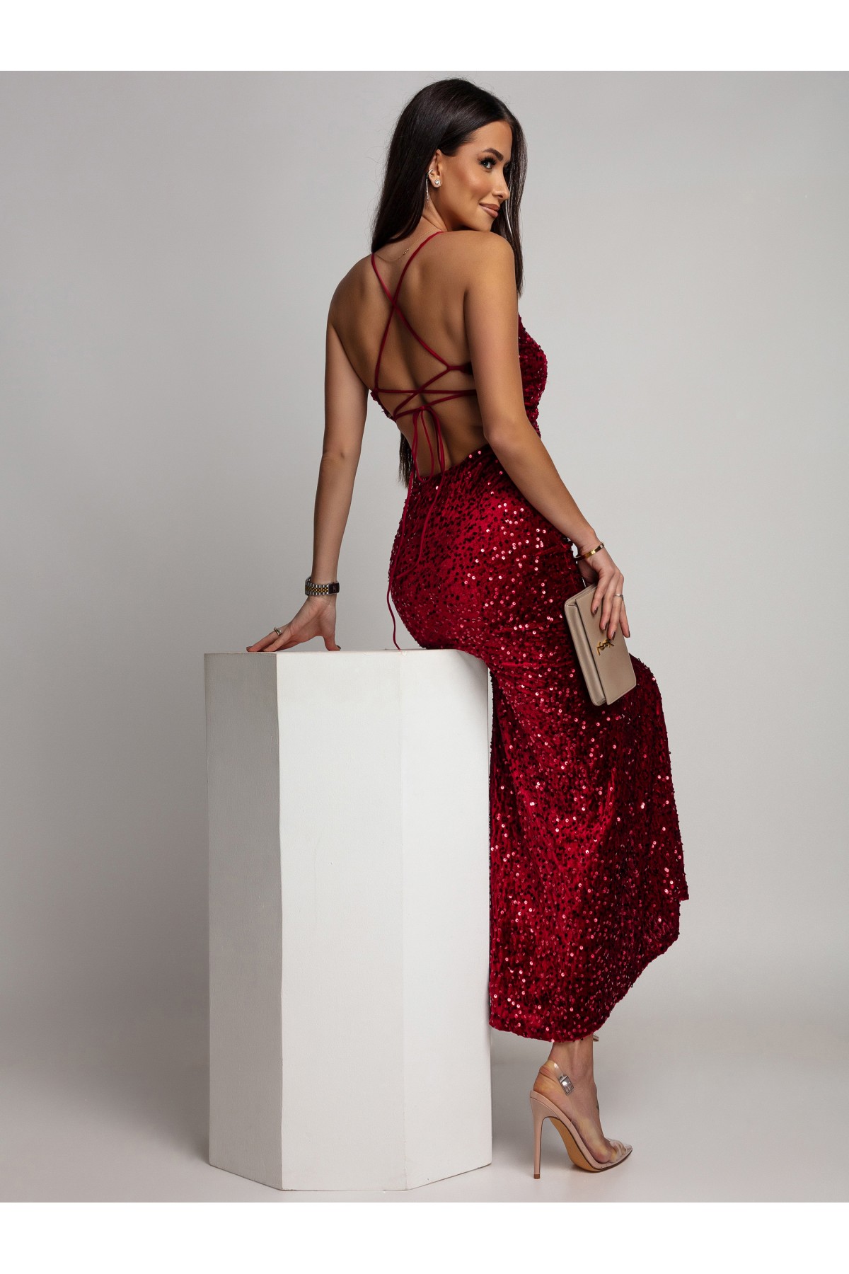 Sukienka cekinowa na ramiączkach maxi - Image 3