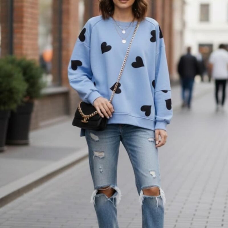 Bluza oversize w serduszka_AZARA_