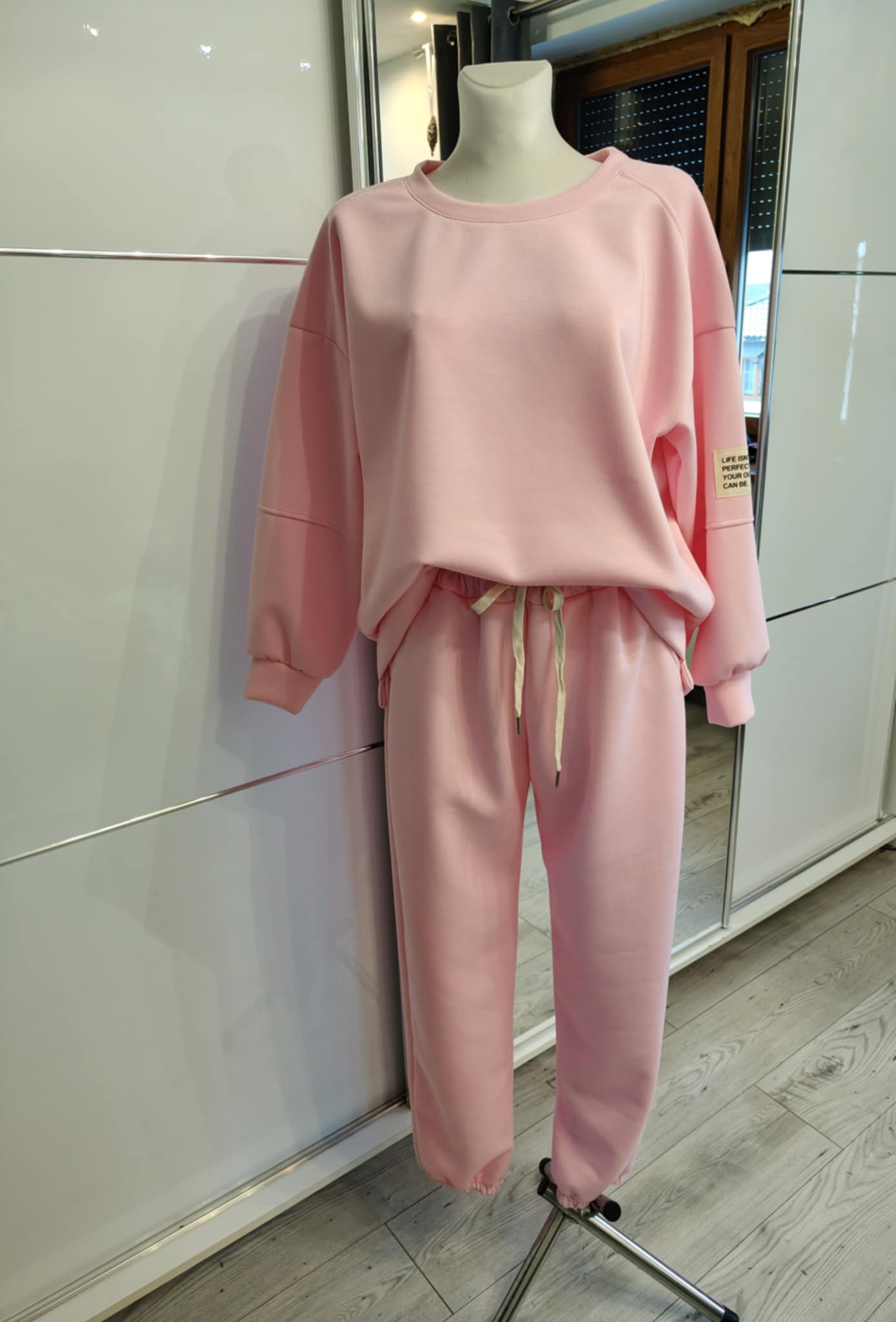 Wiosenny komplet dresowy z naszywką_masełko_ - Image 7