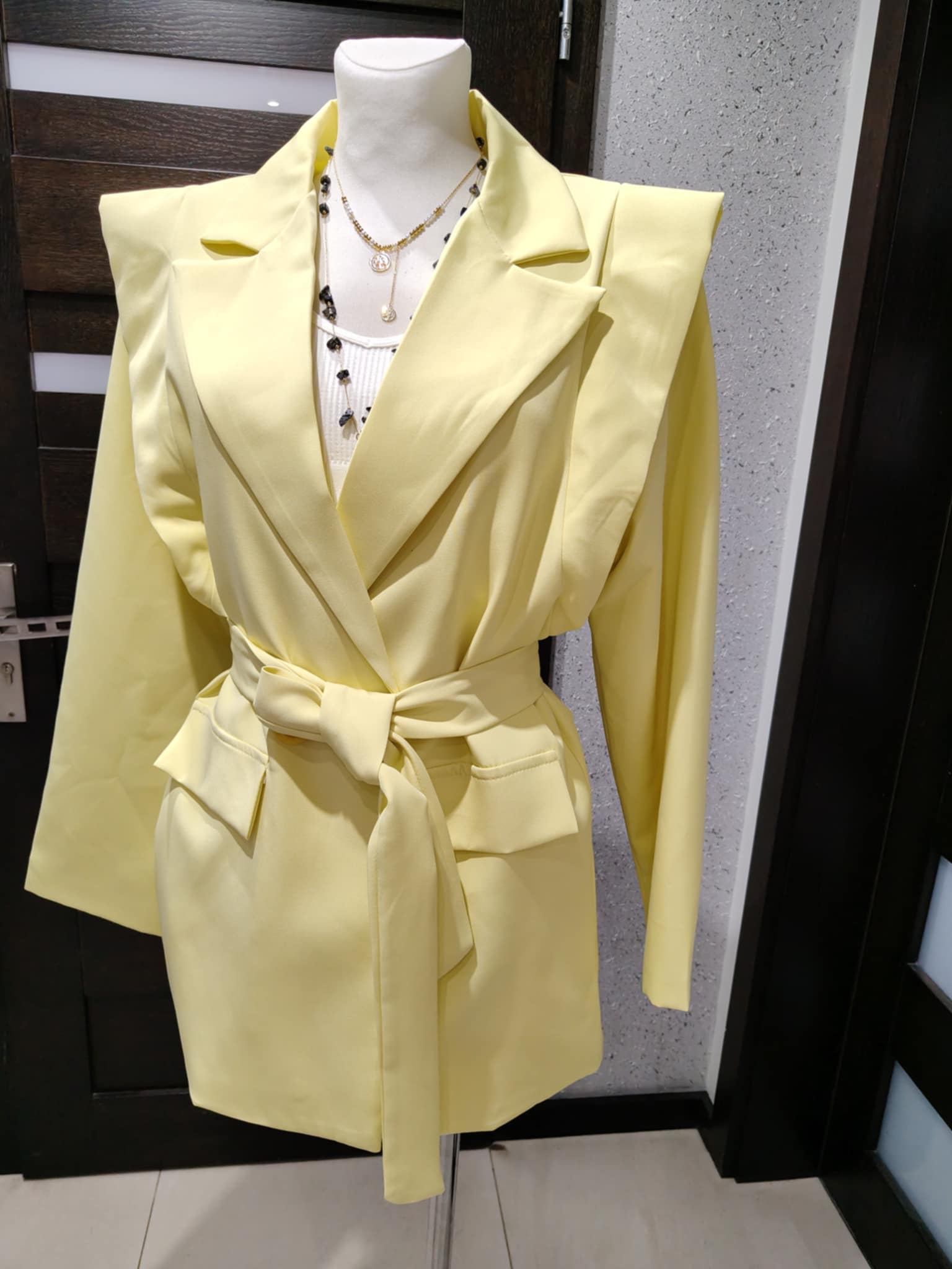 Marynarka Bolonia z paskiem_HIT_ - Image 10