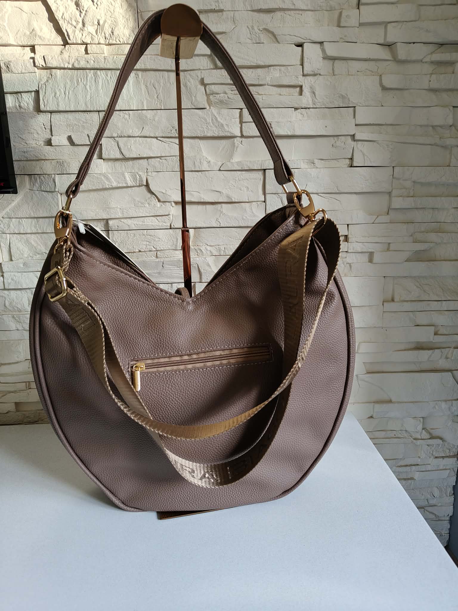 Stylowa torebka zamsz+eko skóra LAURA BIAGGI fango - obrazek 4