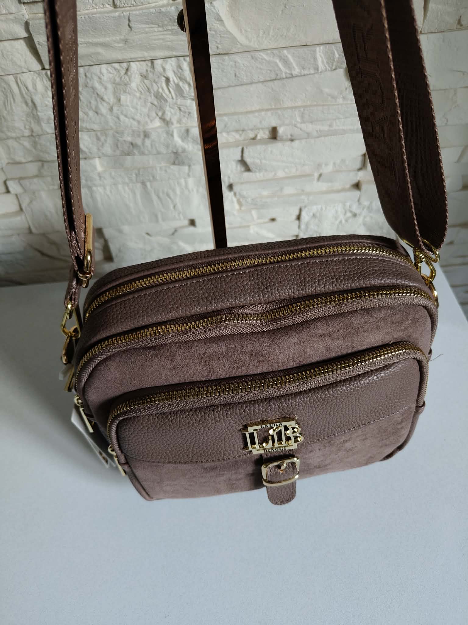 Torebka Listonoszka LAURA BIAGGI fango suede - obrazek 3
